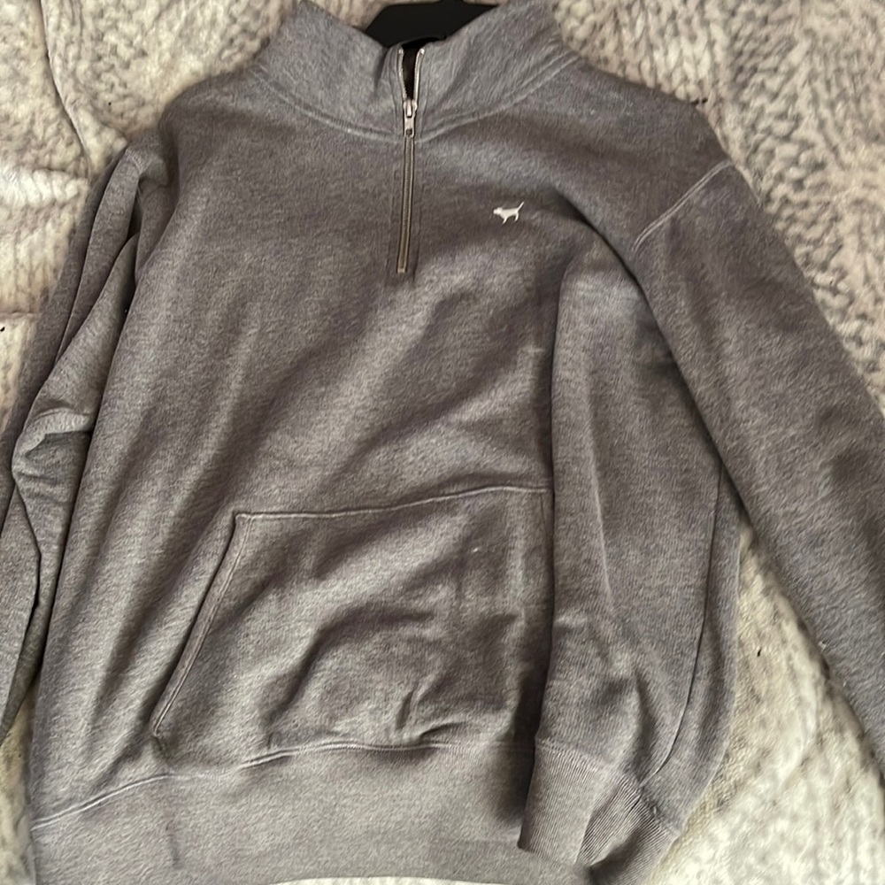 crew neck